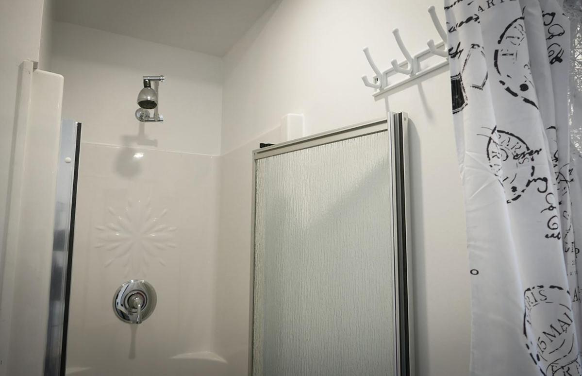 Le Chic Motel Maniwaki Luaran gambar