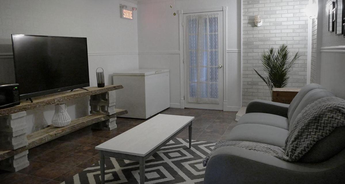 Le Chic Motel Maniwaki Luaran gambar